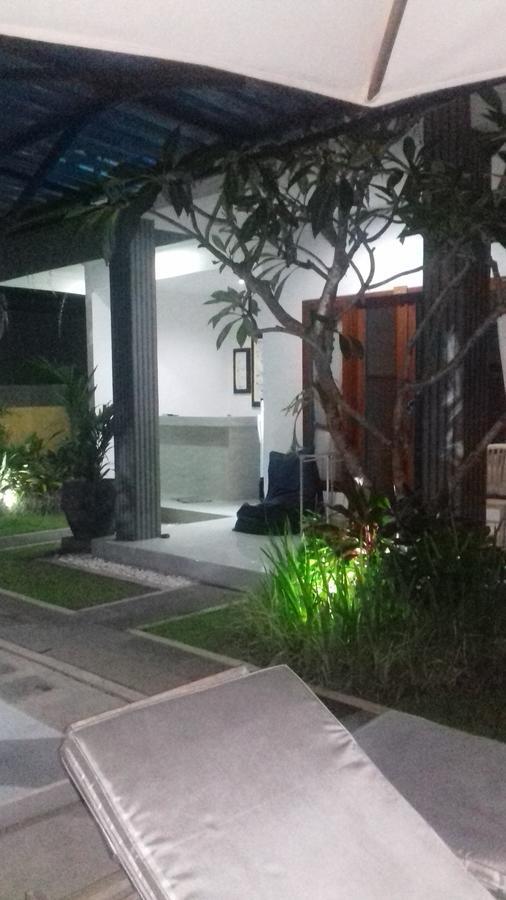 Sanata Yoga Guesthouse Canggu  Ngoại thất bức ảnh